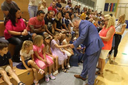 PRVI ŠOLSKI DAN RAKEK 11 FOTO LJUBO VUKELIČ